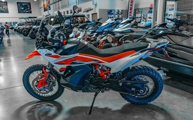 2024 KTM 890 Adventure R