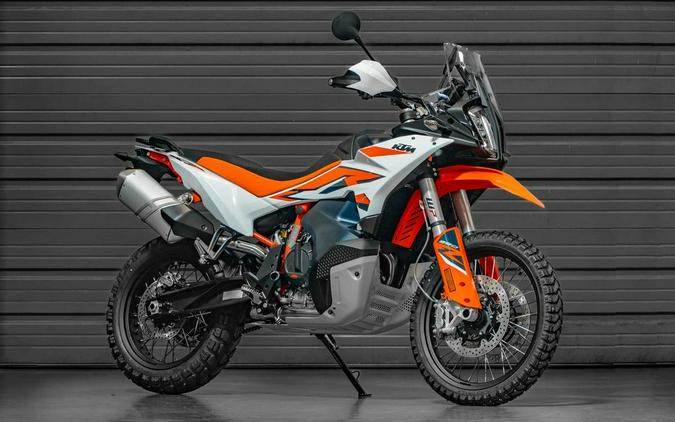 2023 KTM 890 Adventure R First Look [7 Fast Facts + 16 Photos]