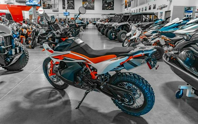 2024 KTM 890 Adventure R