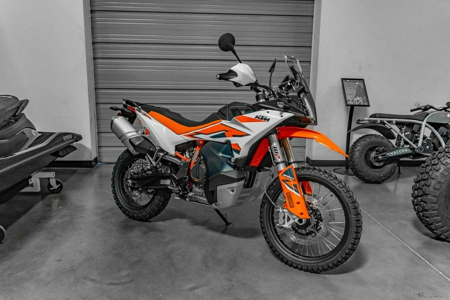 2024 KTM 890 Adventure R