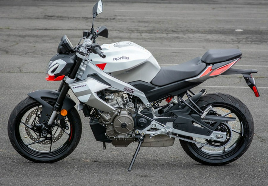 2026 Aprilia Tuono 457