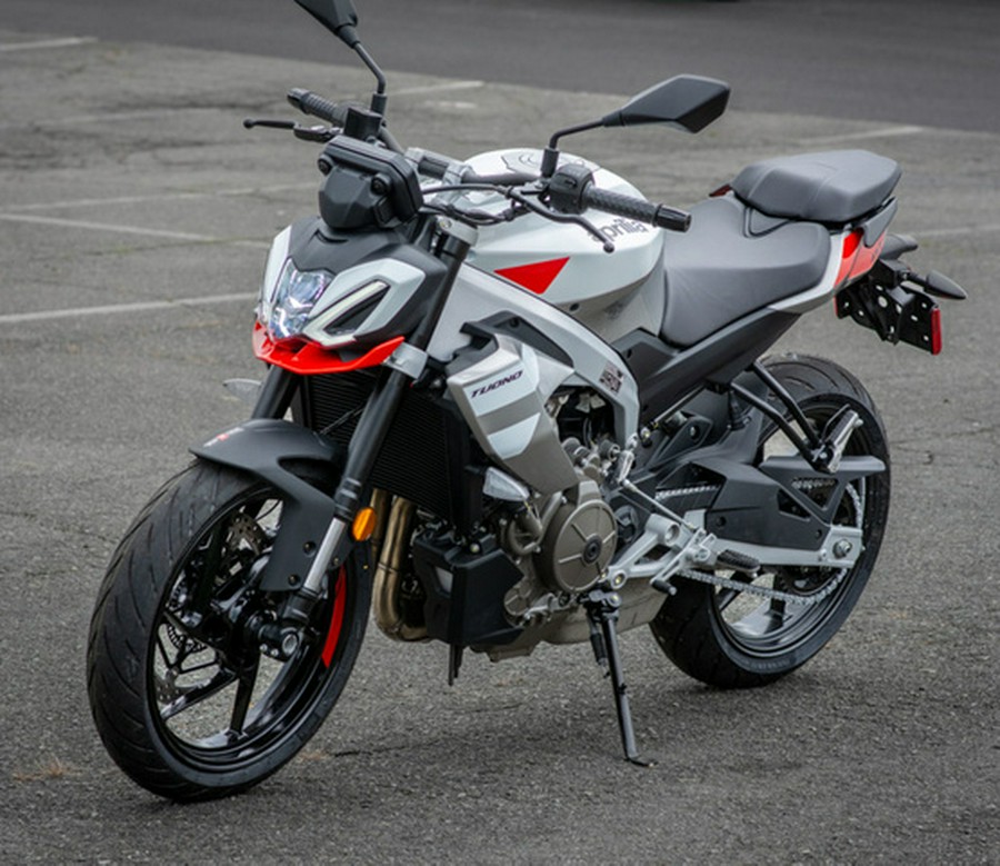 2026 Aprilia Tuono 457