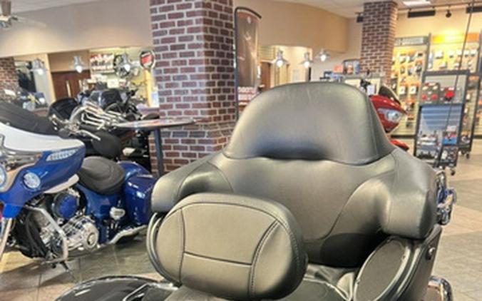 2020 Harley-Davidson Trike FLHTCUTG - Tri Glide Ultra