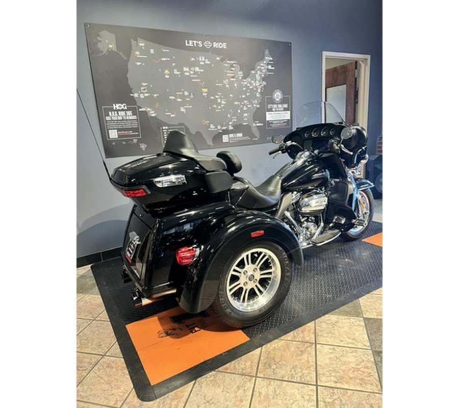 2020 Harley-Davidson Trike FLHTCUTG - Tri Glide Ultra