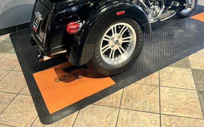 2020 Harley-Davidson Trike FLHTCUTG - Tri Glide Ultra