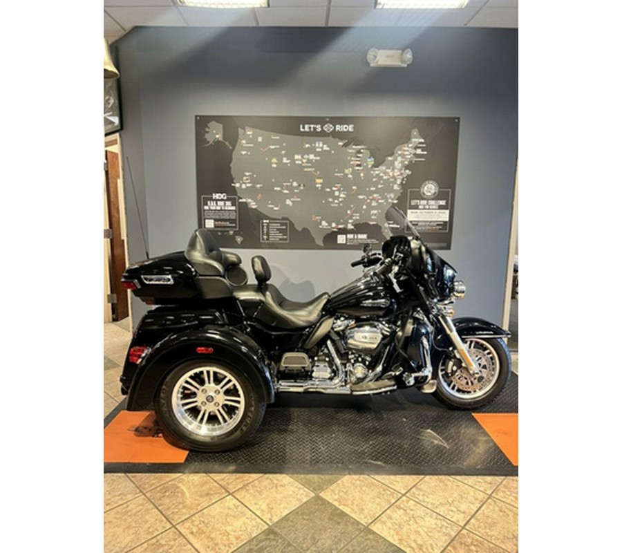 2020 Harley-Davidson Trike FLHTCUTG - Tri Glide Ultra