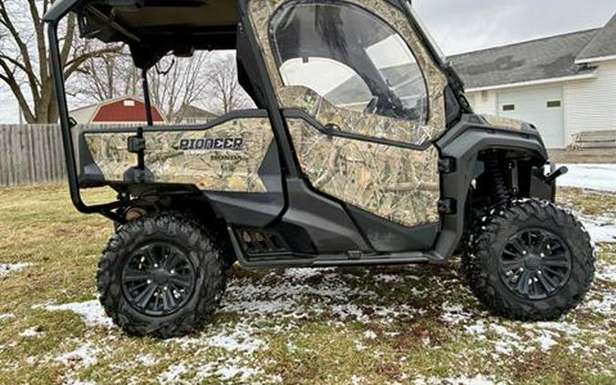 2016 Honda Pioneer 1000-5 Deluxe