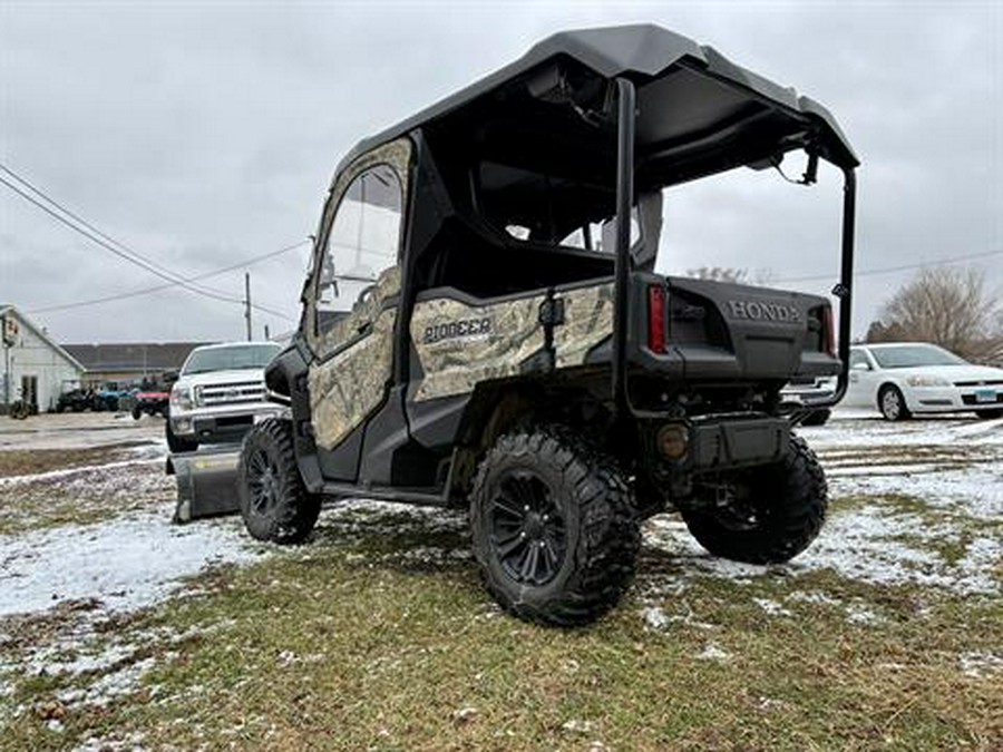 2016 Honda Pioneer 1000-5 Deluxe