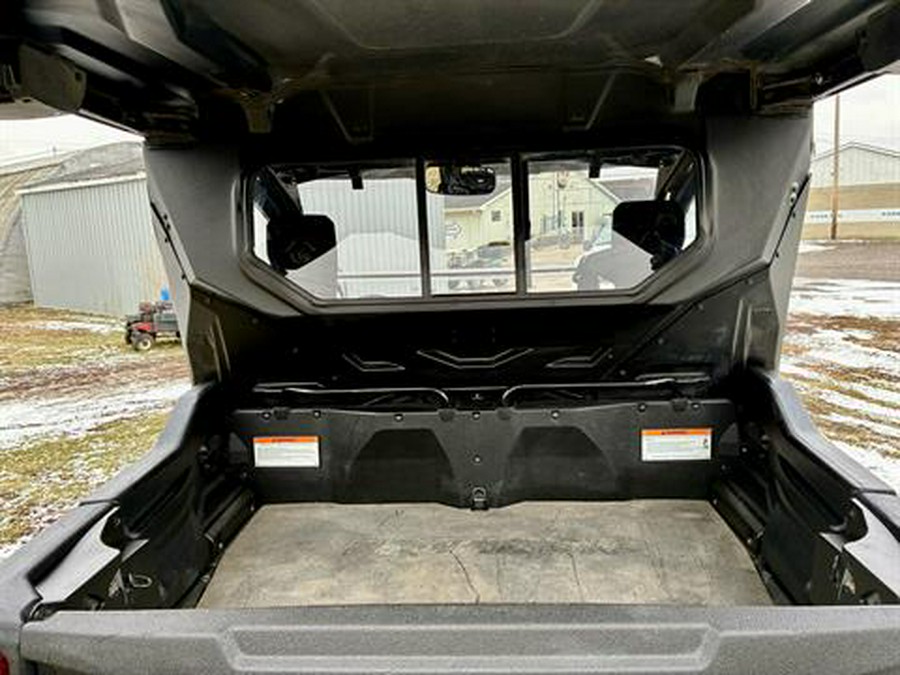 2016 Honda Pioneer 1000-5 Deluxe