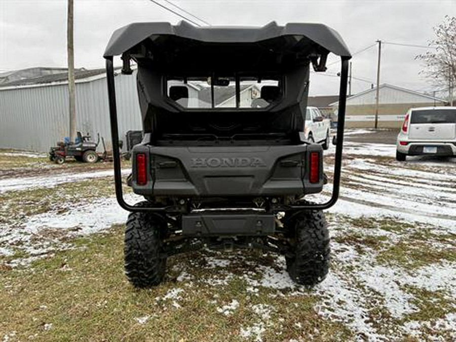 2016 Honda Pioneer 1000-5 Deluxe