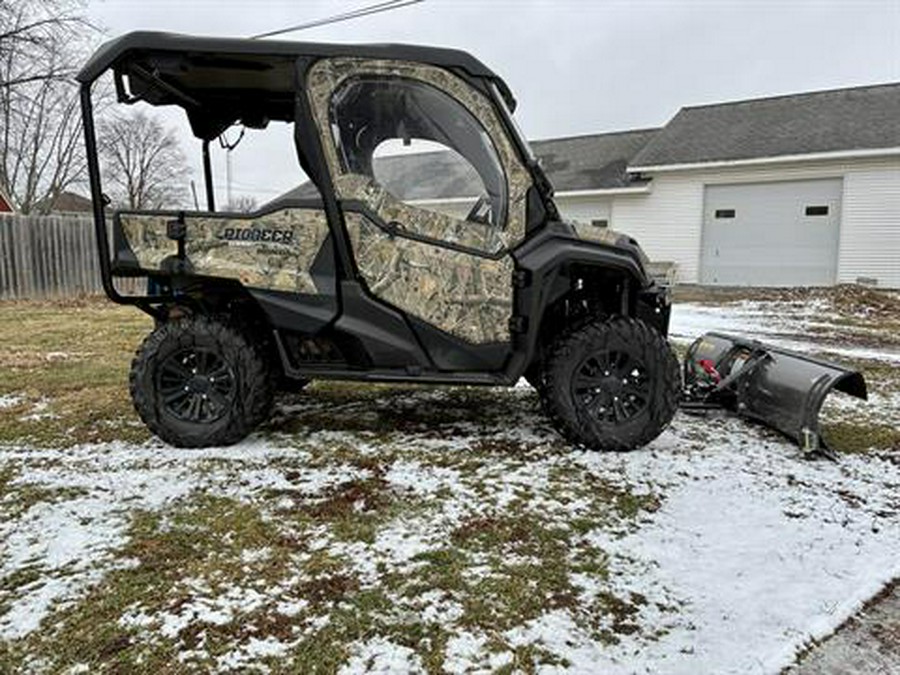 2016 Honda Pioneer 1000-5 Deluxe