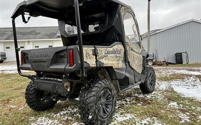 2016 Honda Pioneer 1000-5 Deluxe