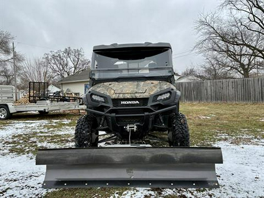 2016 Honda Pioneer 1000-5 Deluxe