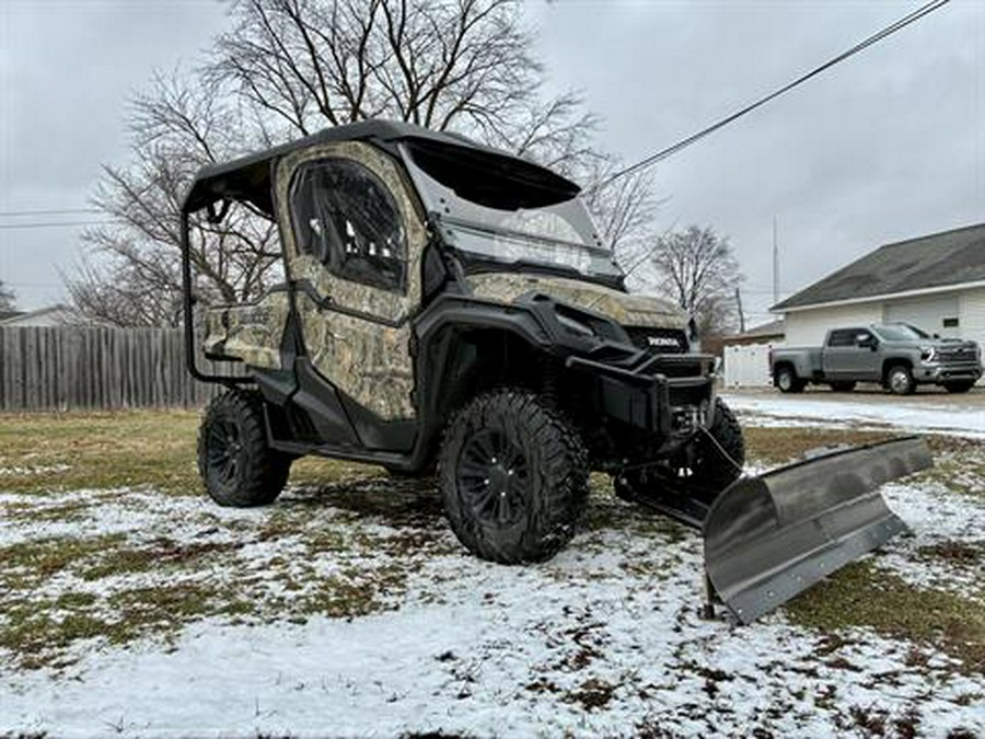 2016 Honda Pioneer 1000-5 Deluxe