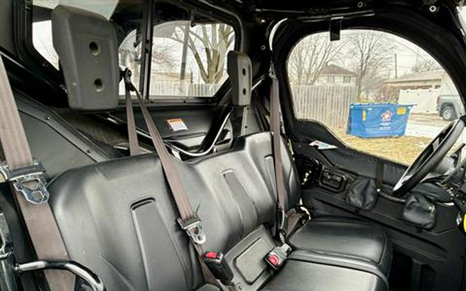 2016 Honda Pioneer 1000-5 Deluxe