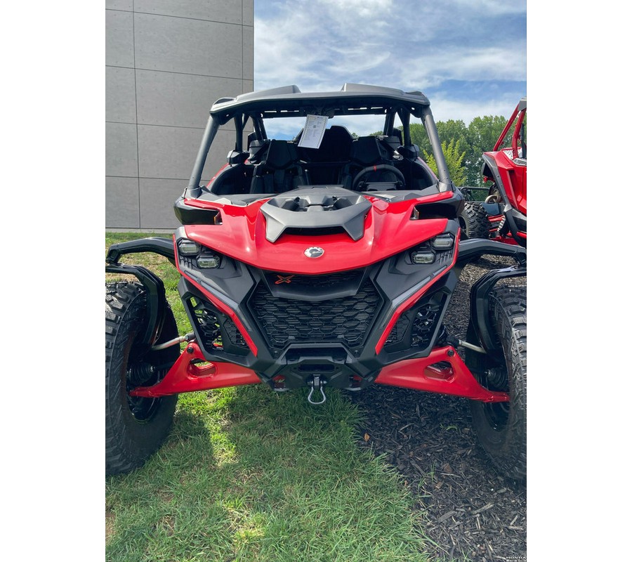 2026 Can-Am® MAVERICK R MAX X 999T