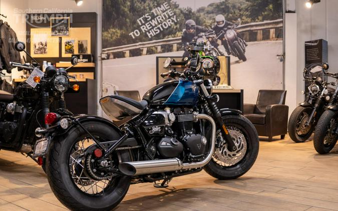 2026 Triumph Bonneville Bobber Interstellar Blue