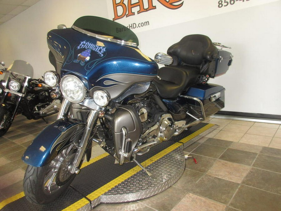 2010 Harley-Davidson® FLHTCUSE5 - CVO™ Ultra Classic® Electra Glide