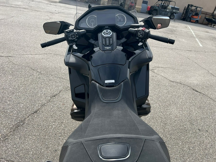 2023 HONDA GOLDWING TOUR DCT