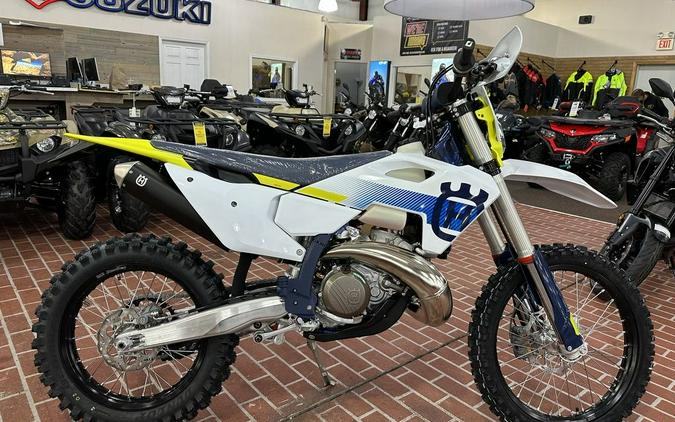 2024 Husqvarna TE 300 Pro First Look [9 Fast Facts]