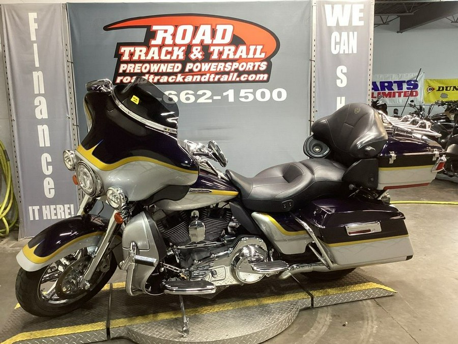 2012 Harley-Davidson® FLHTCUSE7 - CVO™ Ultra Classic® Electra Glide®