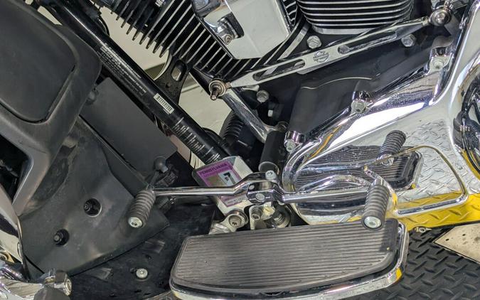 2015 Harley-Davidson® Ultra Limited Two-Tone Mysterious Red Sunglo/Blackened Cayenne Sunglo