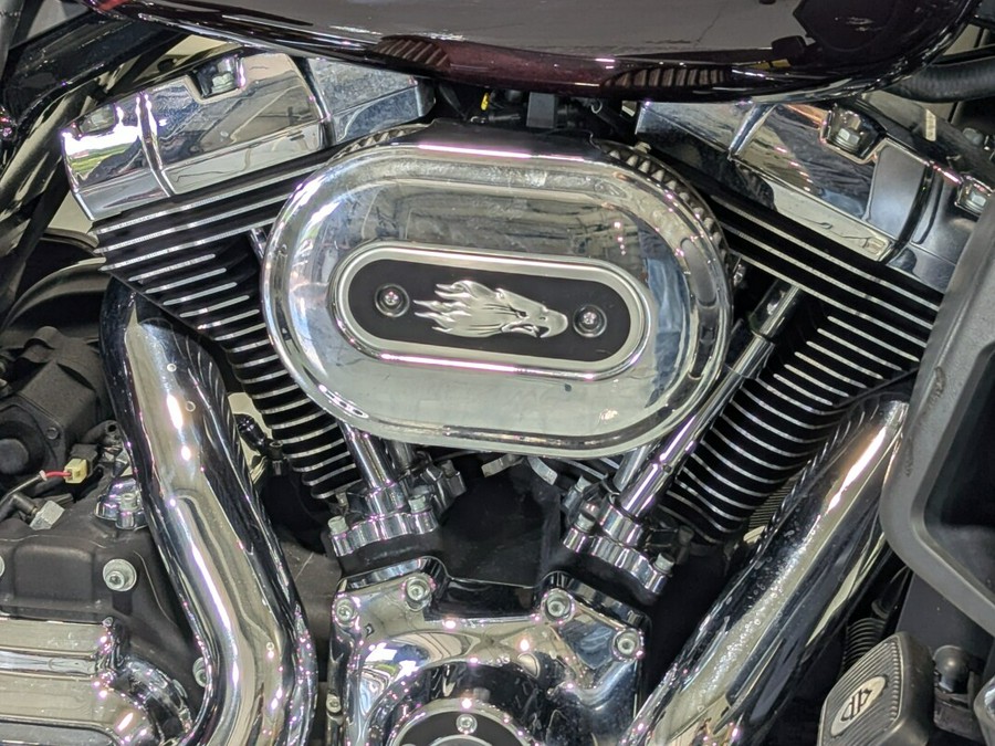 2015 Harley-Davidson® Ultra Limited Two-Tone Mysterious Red Sunglo/Blackened Cayenne Sunglo