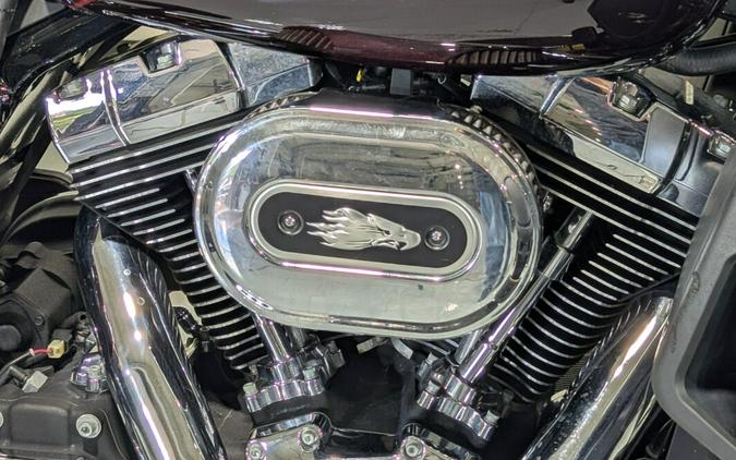 2015 Harley-Davidson® Ultra Limited Two-Tone Mysterious Red Sunglo/Blackened Cayenne Sunglo