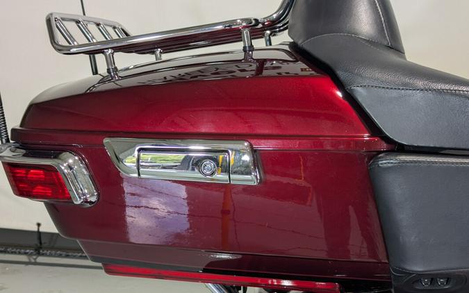 2015 Harley-Davidson® Ultra Limited Two-Tone Mysterious Red Sunglo/Blackened Cayenne Sunglo