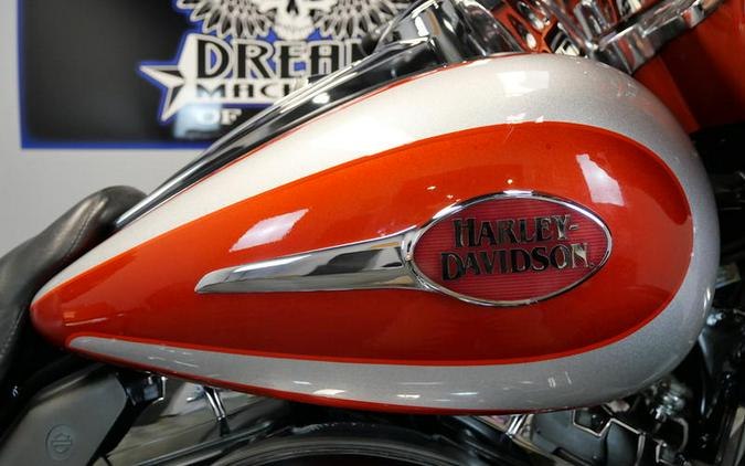 2008 Harley-Davidson® FLHTCUSE3 - Screamin' Eagle® Ultra Classic® CVO™