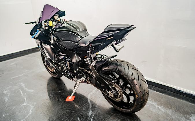 2022 Yamaha Motor Corp., USA YZF-R1