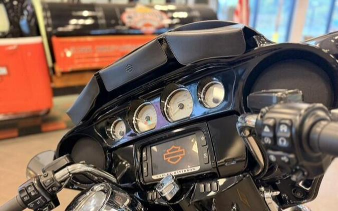 2014 Harley-Davidson Street Glide Special FLHXS