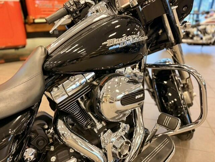 2014 Harley-Davidson Street Glide Special FLHXS