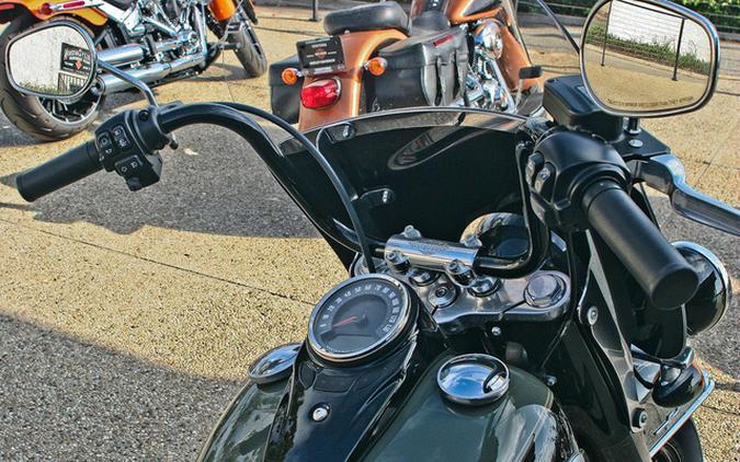 2021 Harley-Davidson Softail FLHCS - Heritage Classic 114