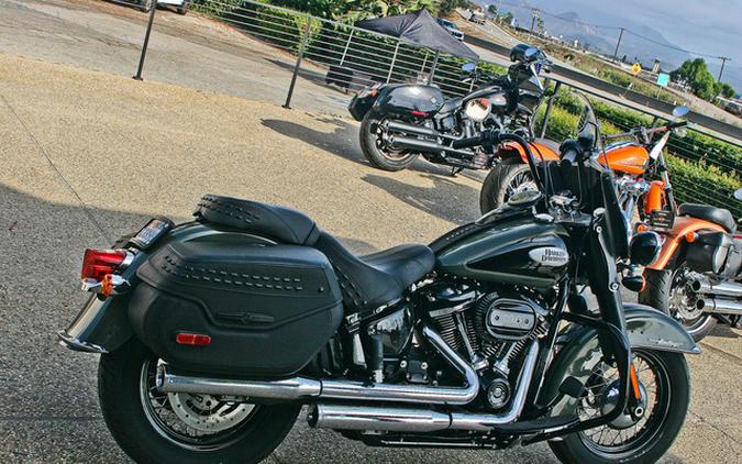 2021 Harley-Davidson Softail FLHCS - Heritage Classic 114