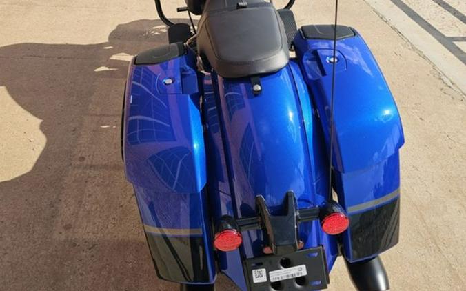 2026 Indian Motorcycle® Chieftain® Dark Horse® with PowerBand Audio Package