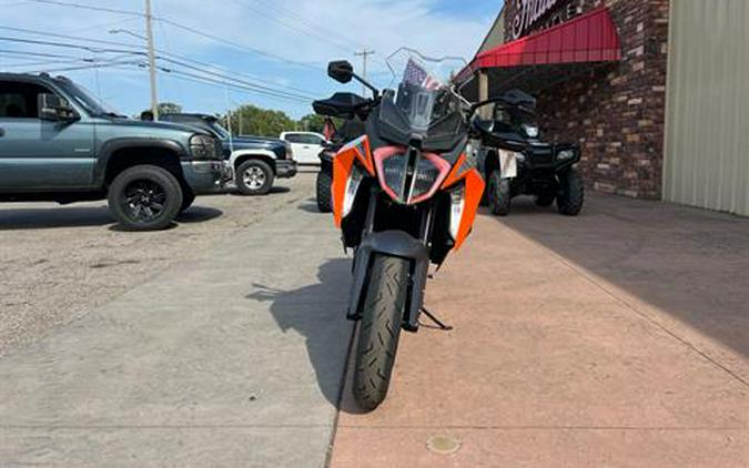 2023 KTM 1290 Super Duke GT