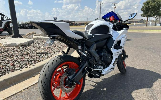 2023 Yamaha YZF-R7