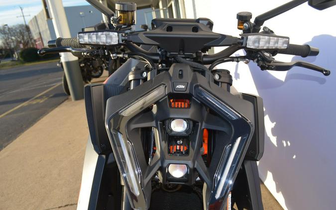2025 KTM Super Duke 1390 R EVO
