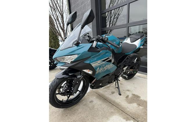 2021 Kawasaki Ninja® 400 ABS