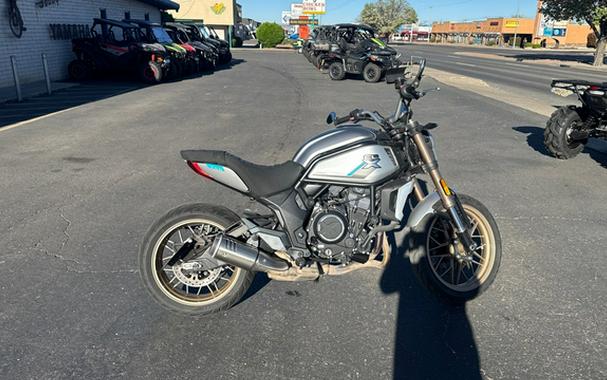 2022 CFMOTO CF700-2US