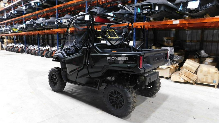 2025 Honda® Pioneer 1000 Deluxe