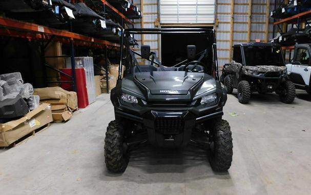2025 Honda® Pioneer 1000 Deluxe