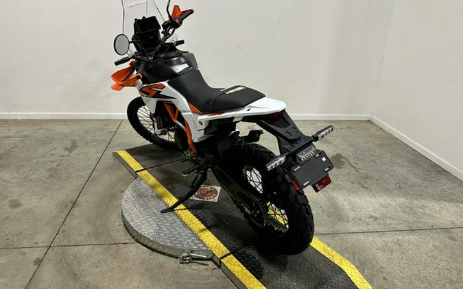 2026 KTM Adventure 390 R