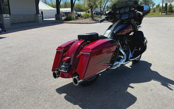 2017 Harley-Davidson® CVO™ Street Glide® Starfire Black/Atomic Red with Contrast Chrome Aggressor Wh