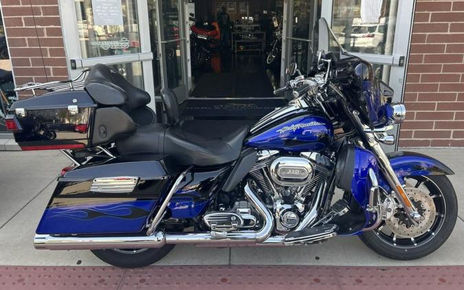 2011 Harley-Davidson FLHTCUSE6 - CVO Ultra Classic Electra Glide