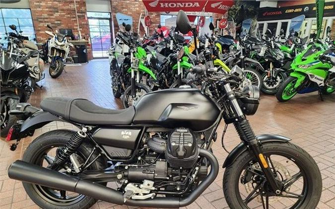 New 2023 Moto Guzzi V7 STONE