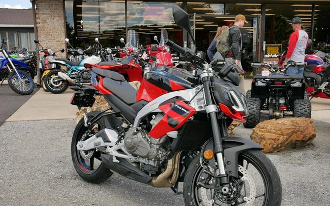 2026 Aprilia Tuono 457