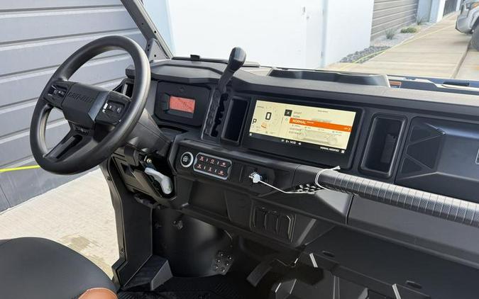 2026 Can-Am® Defender MAX LONE STAR HD11