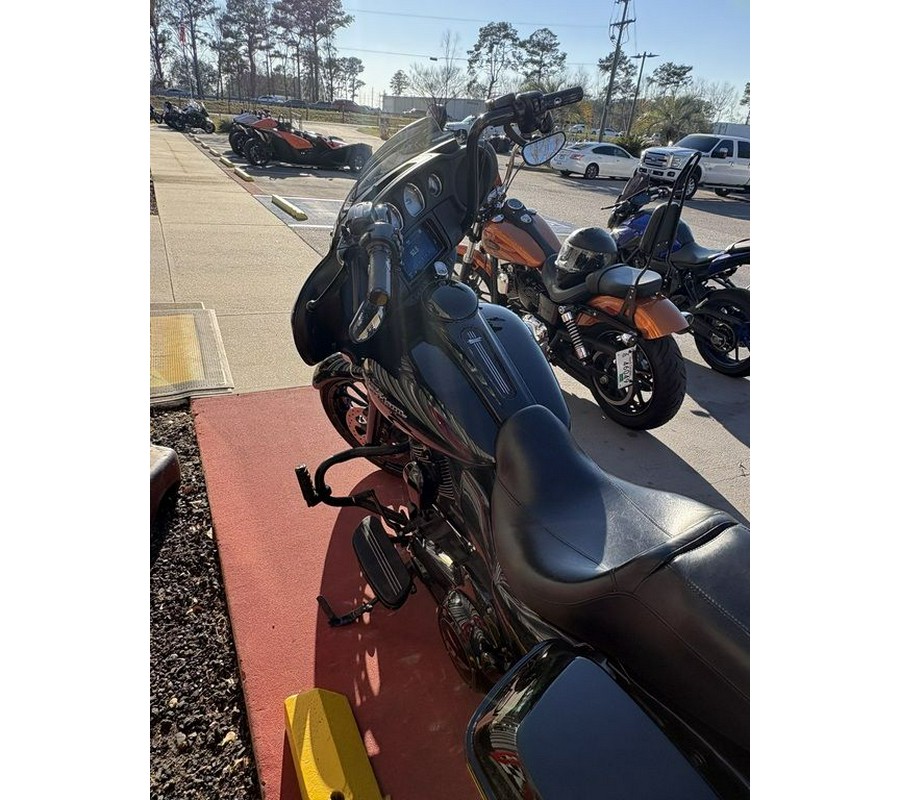 2019 Harley-Davidson® FLHX - Street Glide®